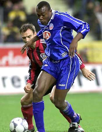 受瞩目的攻 受瞩目的攻